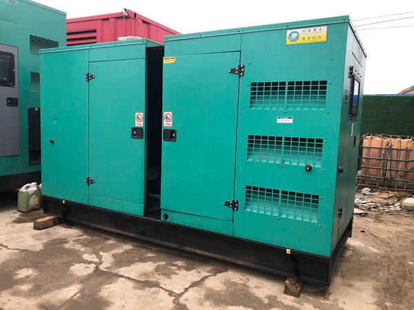 庆安怎样合理控制磷酸铁锂蓄电池的充放电倍率以延长其使用寿命？